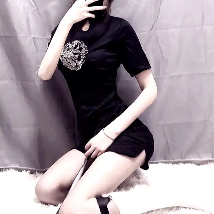 她不当女主很多年